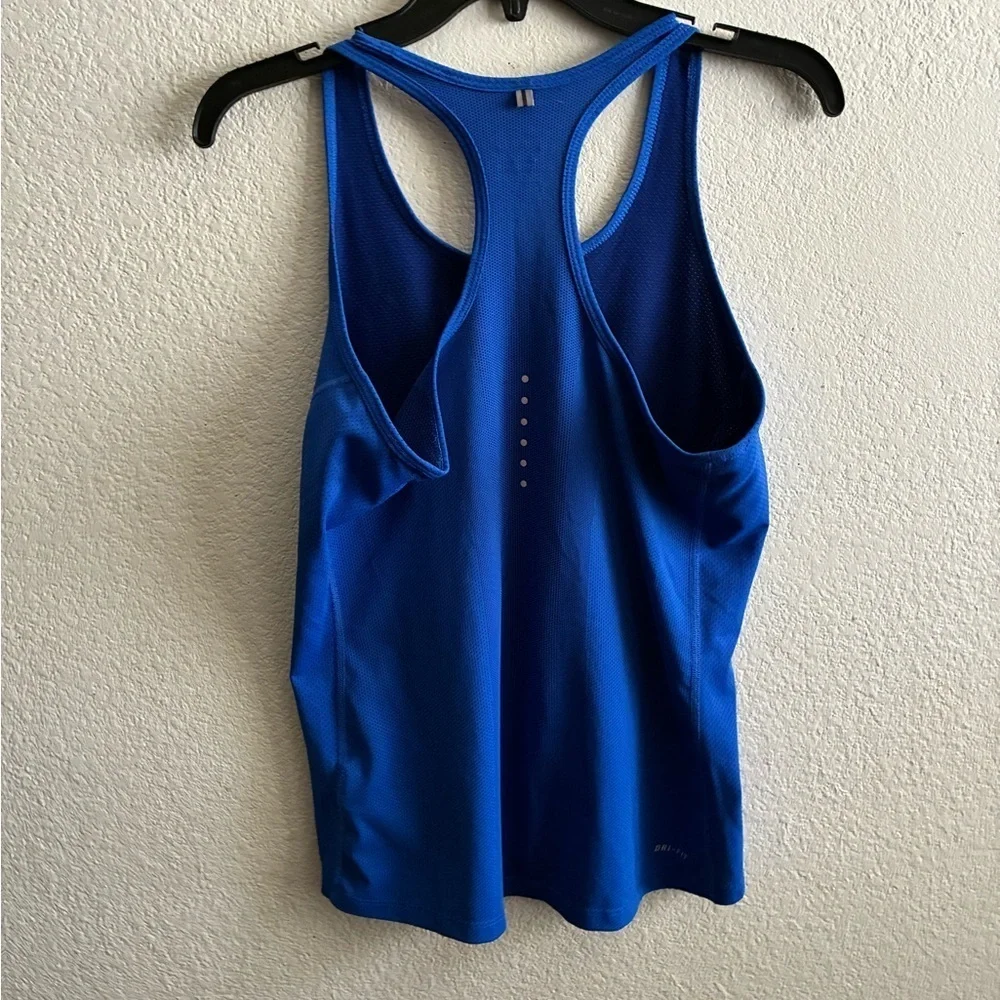 Nike Women's Royal Blue Tank Top M